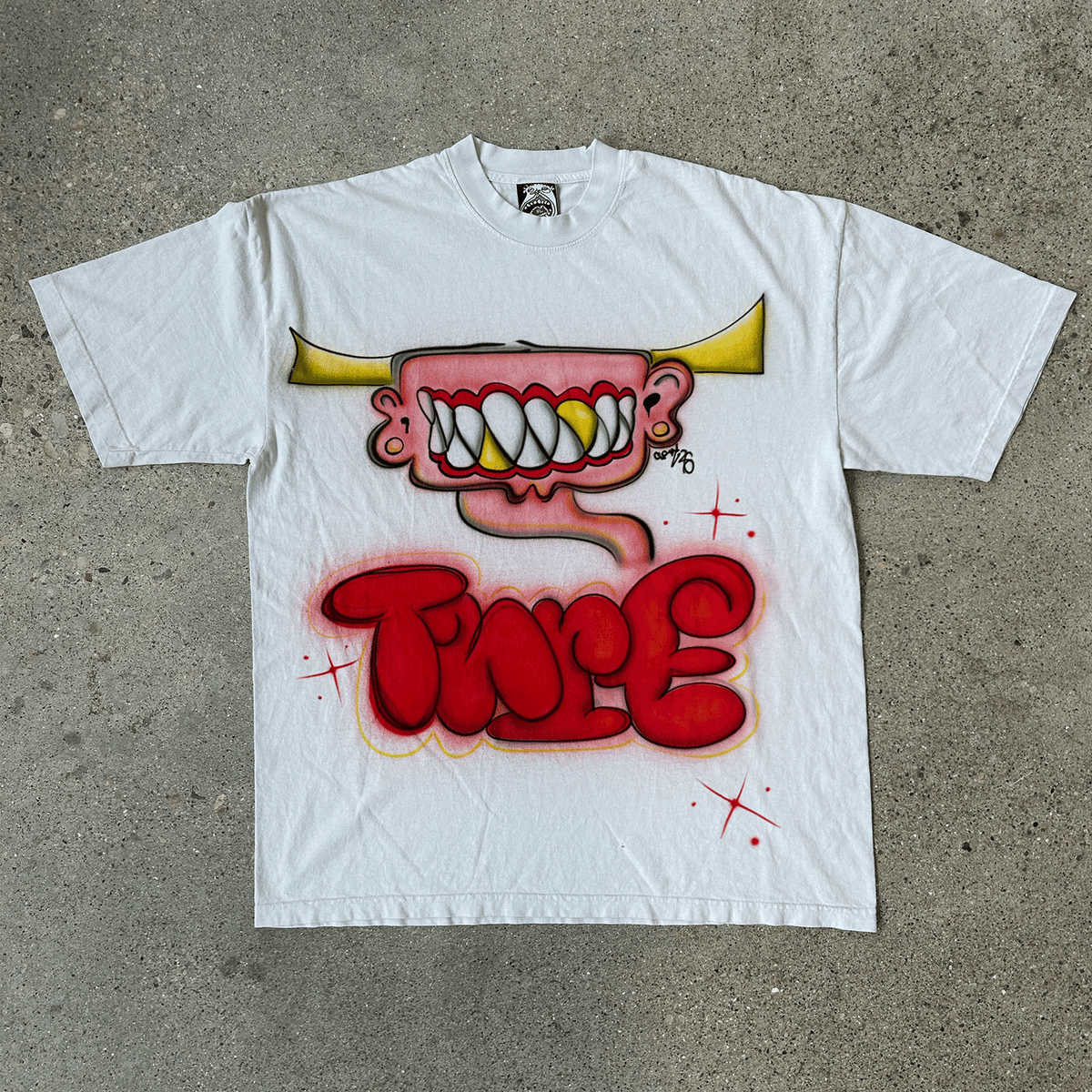 THRIFT CUSTOM AIRBRUSH