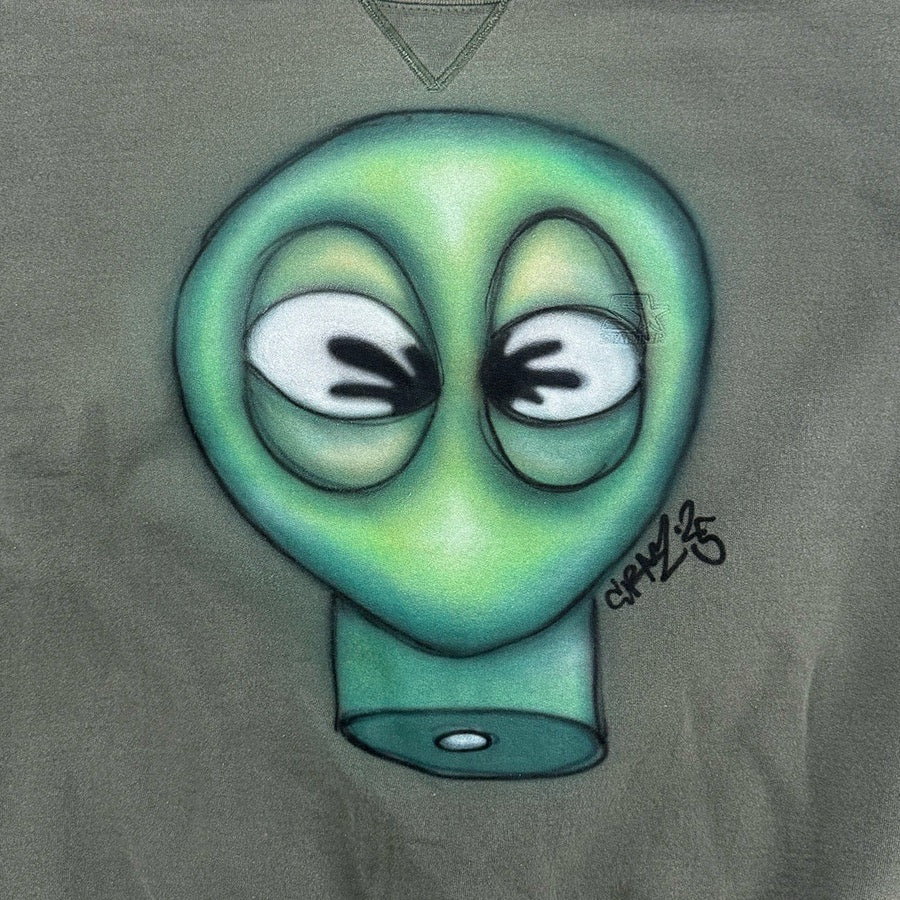ALIEN.DISINFO.SWEATSHIRT.HOMECOMING